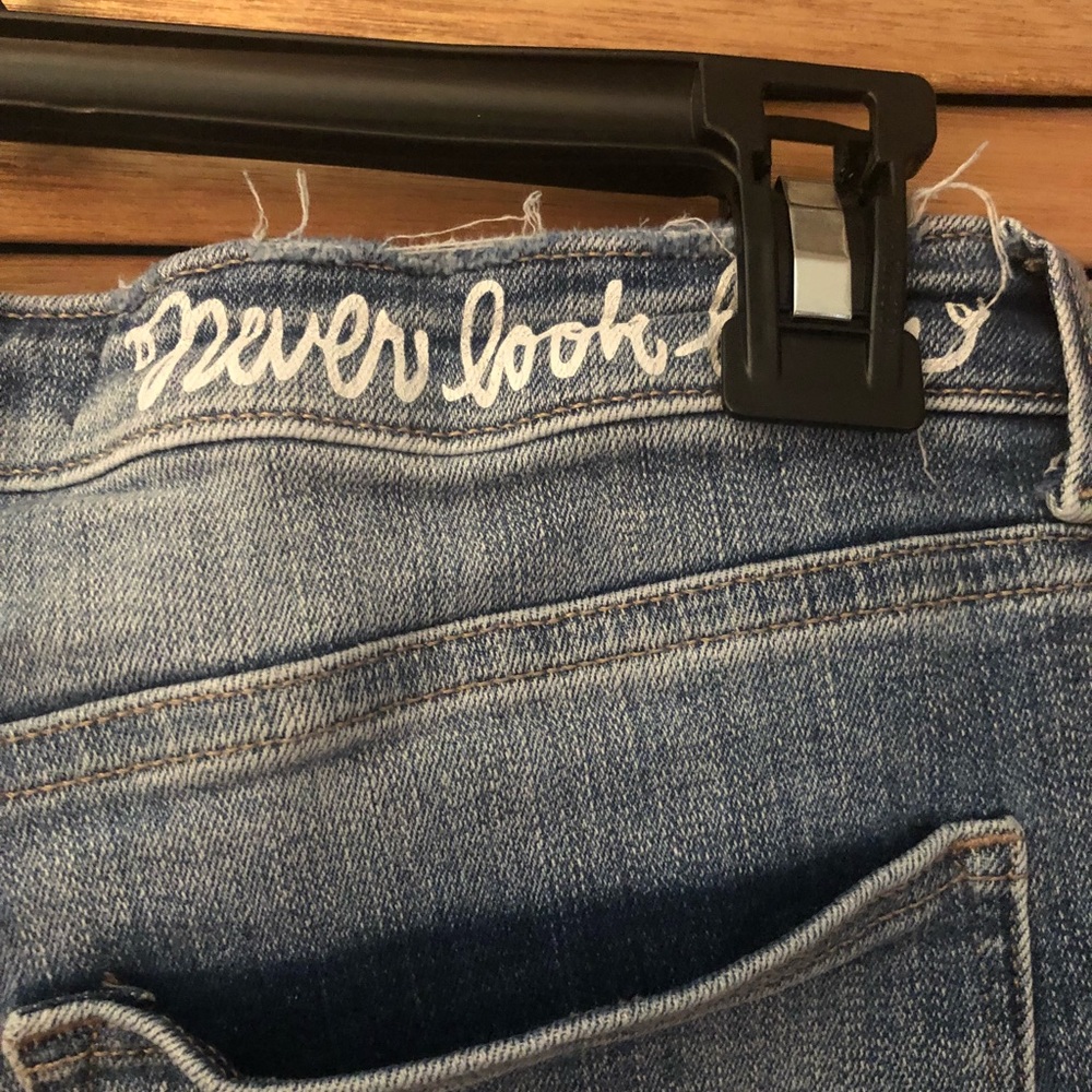 Coachella Jeans - Picture 4 of 6